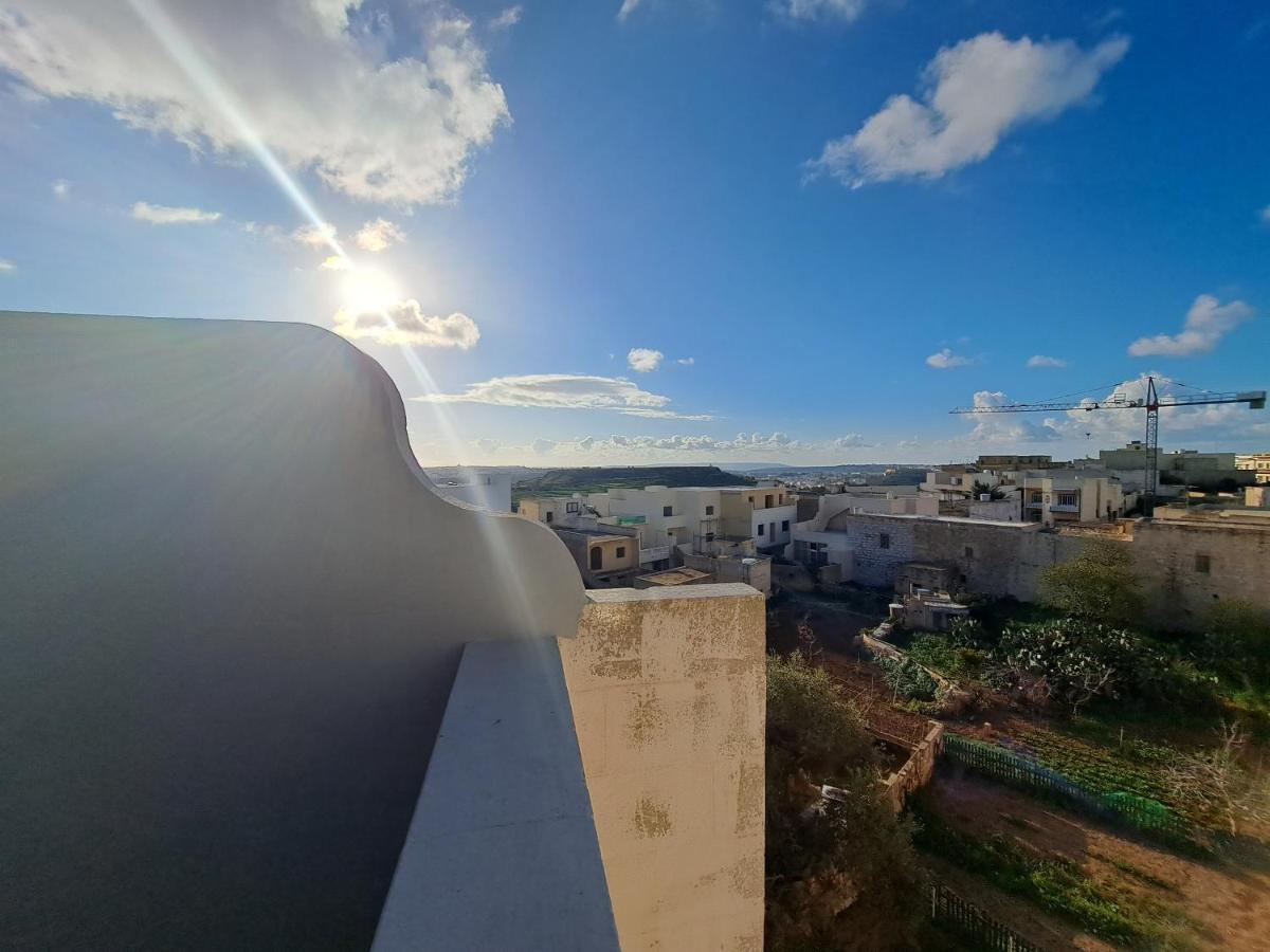 Sea View Penthouse Lägenhet Zebbug  Exteriör bild
