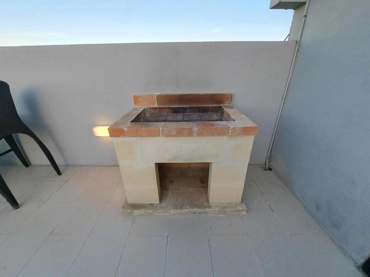 Sea View Penthouse Lägenhet Zebbug  Exteriör bild