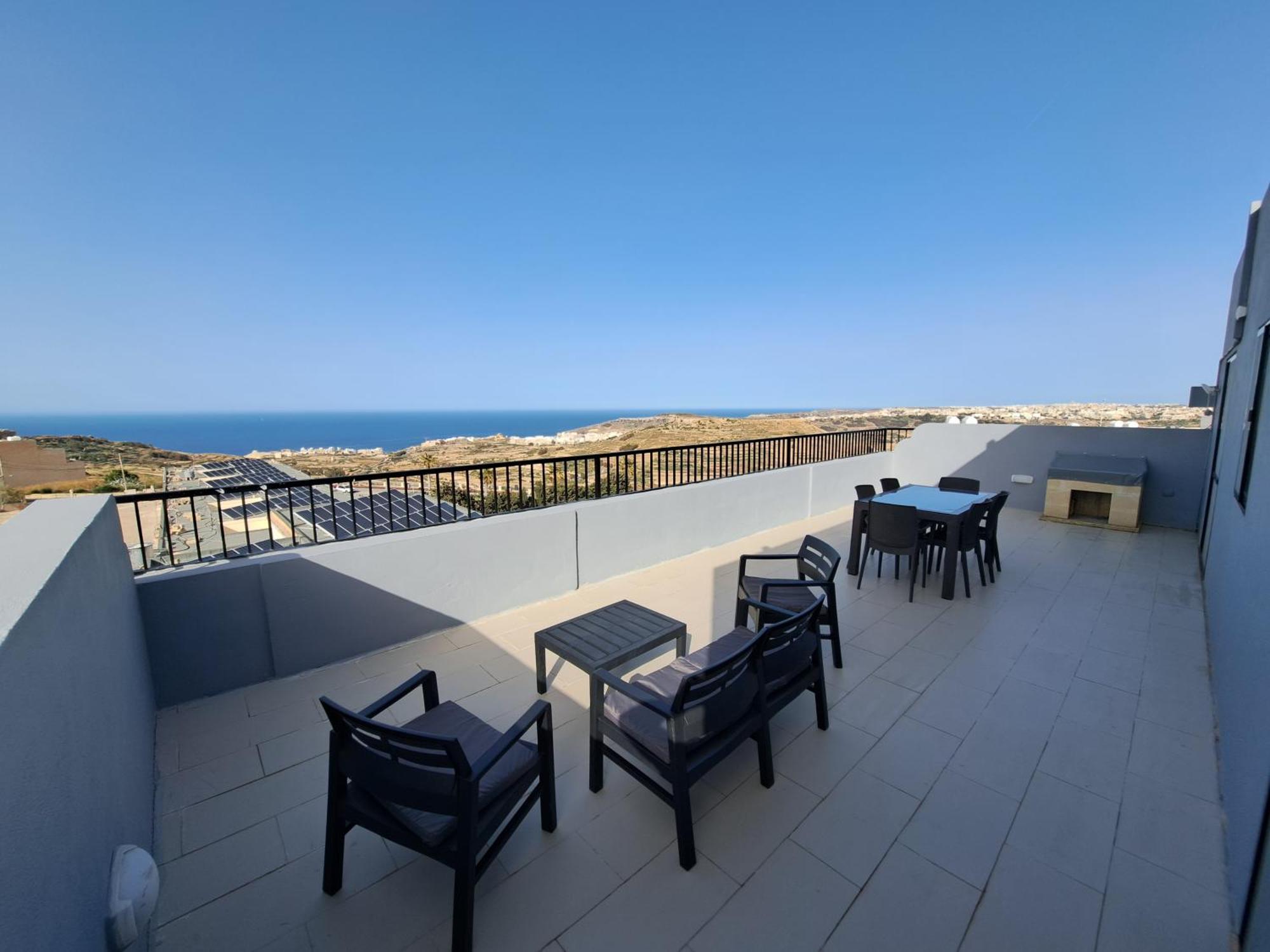 Sea View Penthouse Lägenhet Zebbug  Exteriör bild